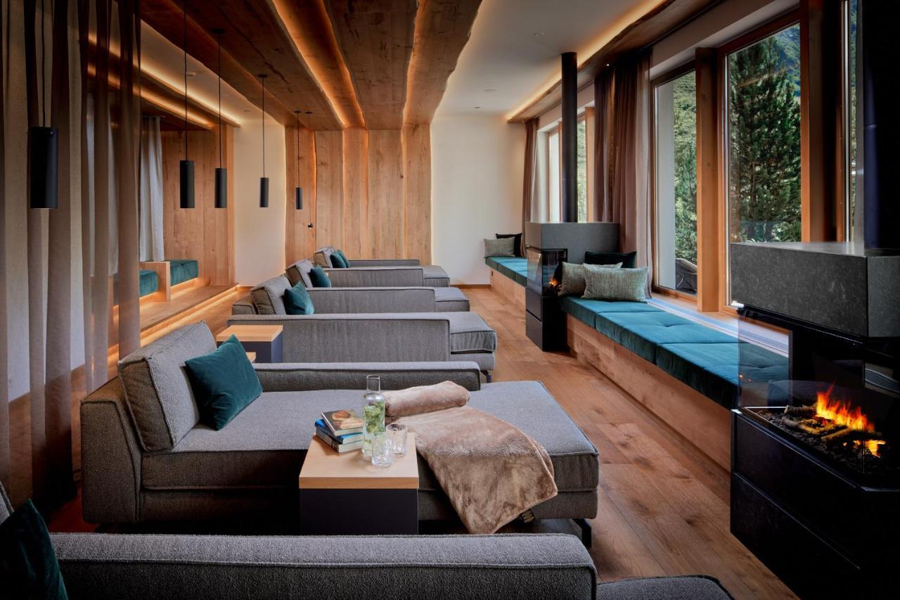 Hotel Alpenhof Тукс Экстерьер фото