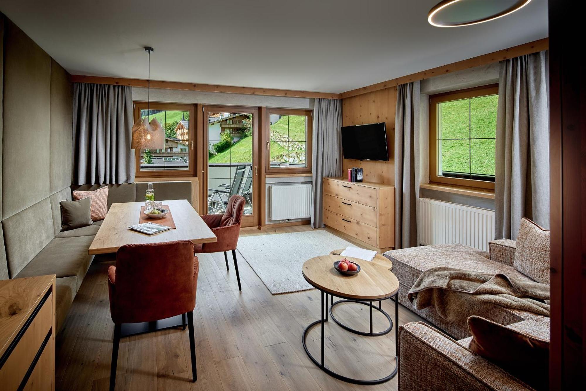 Hotel Alpenhof Тукс Экстерьер фото