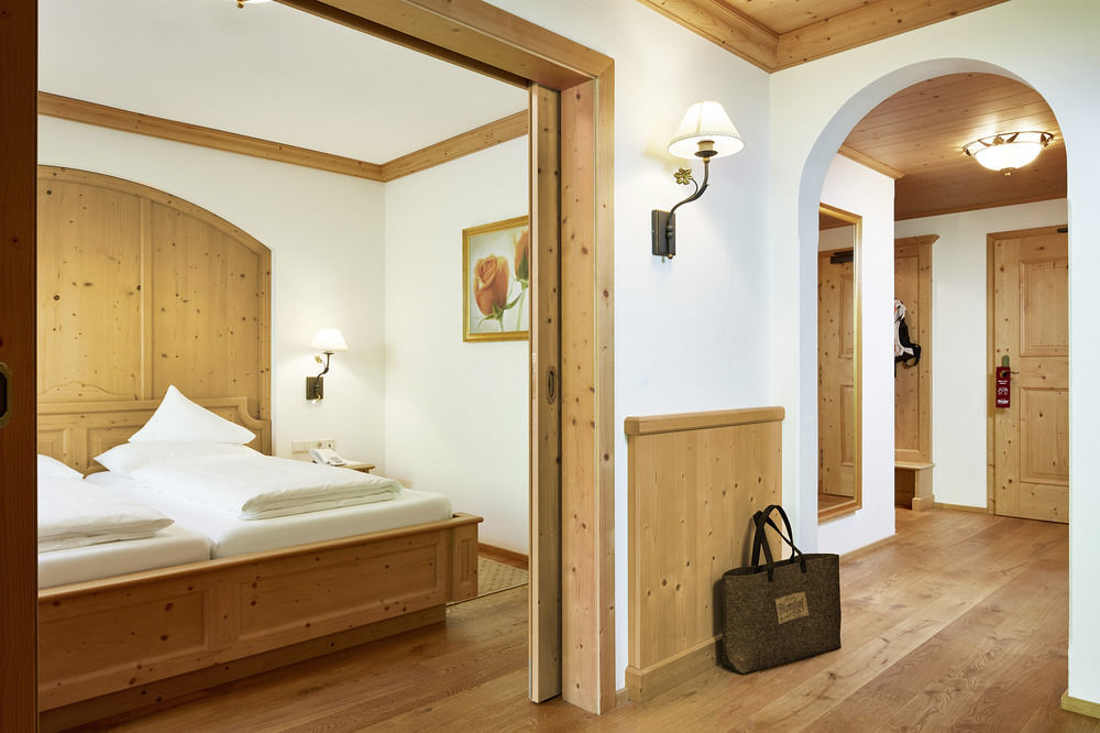 Hotel Alpenhof Тукс Экстерьер фото
