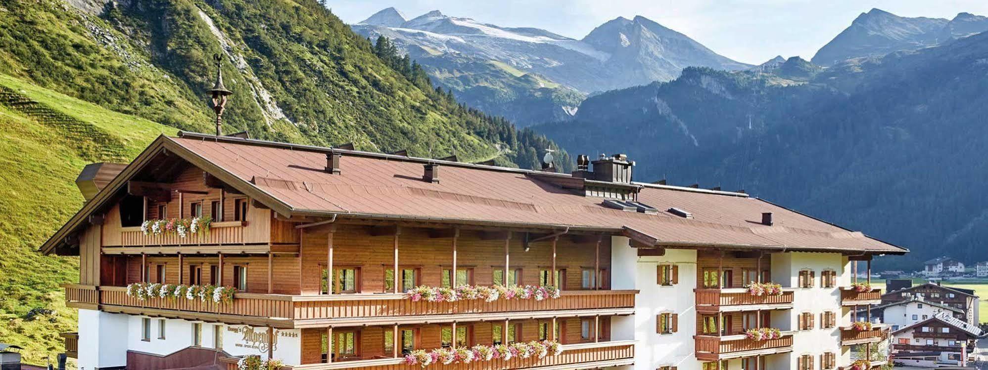 Hotel Alpenhof Тукс Экстерьер фото